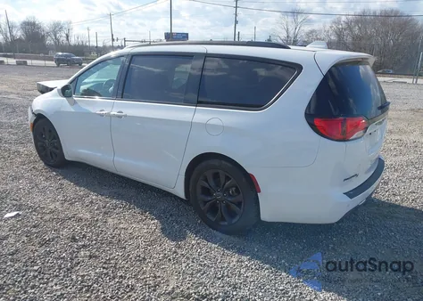 2018 Chrysler Pacifica Touring Plus from USA, damaged, VIN 2C4RC1FG4JR334032